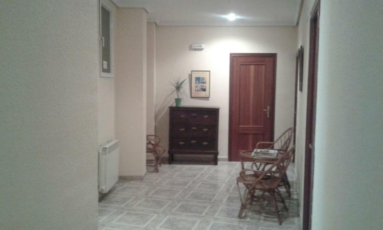 Hostal Avila Ocaña Zewnętrze zdjęcie