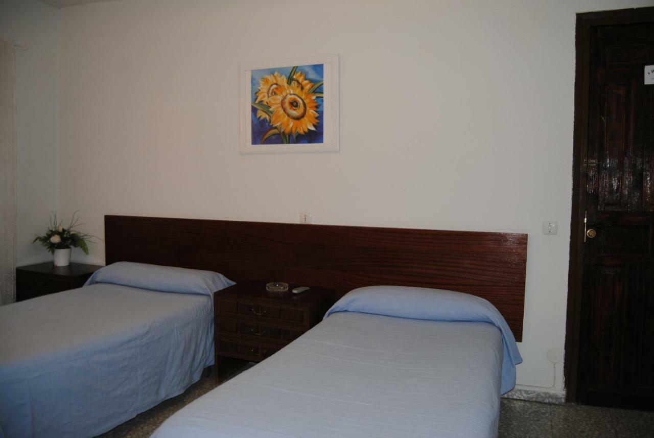 Hostal Avila Ocaña Zewnętrze zdjęcie