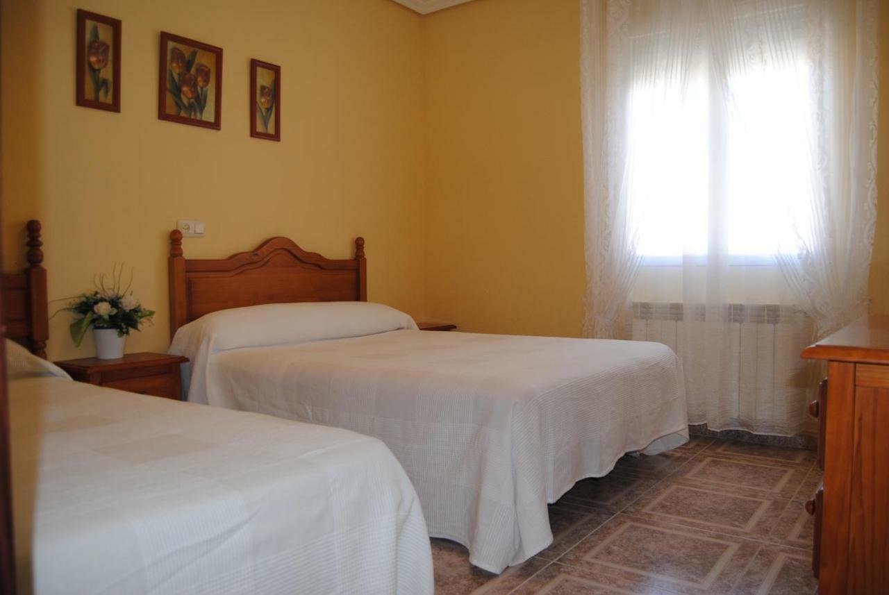 Hostal Avila Ocaña Zewnętrze zdjęcie