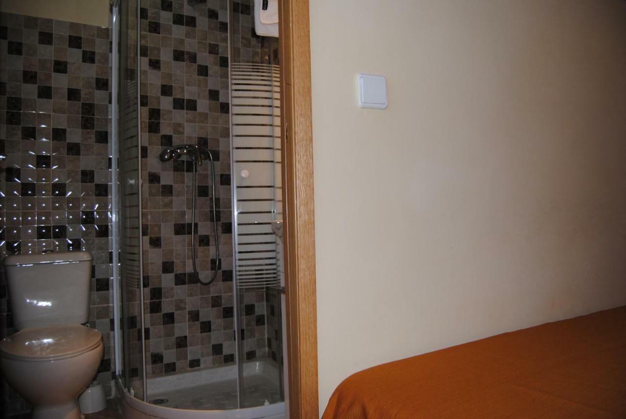 Hostal Avila Ocaña Zewnętrze zdjęcie