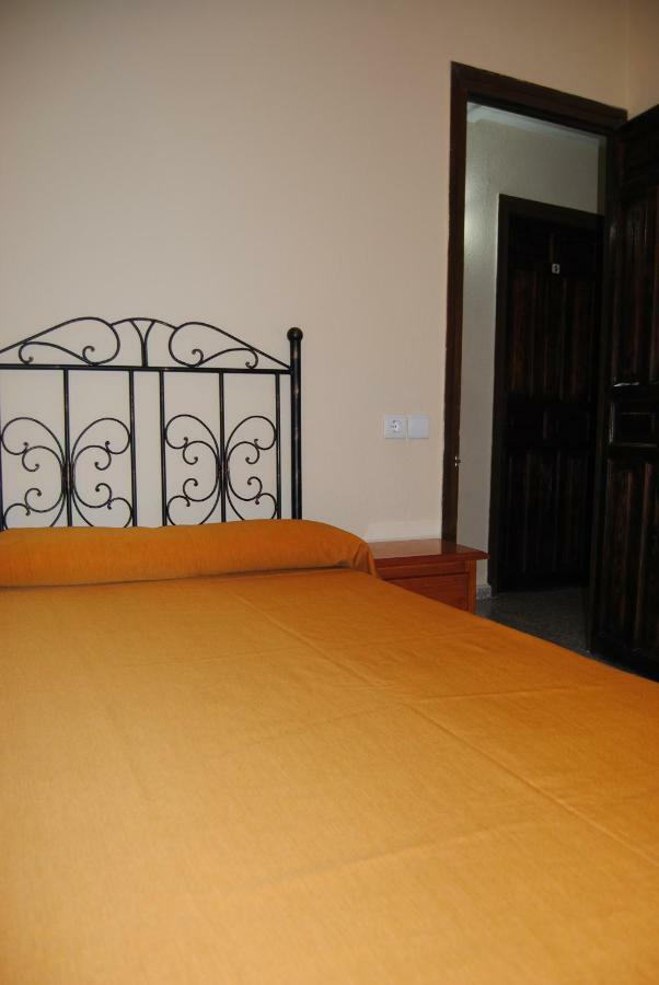 Hostal Avila Ocaña Zewnętrze zdjęcie