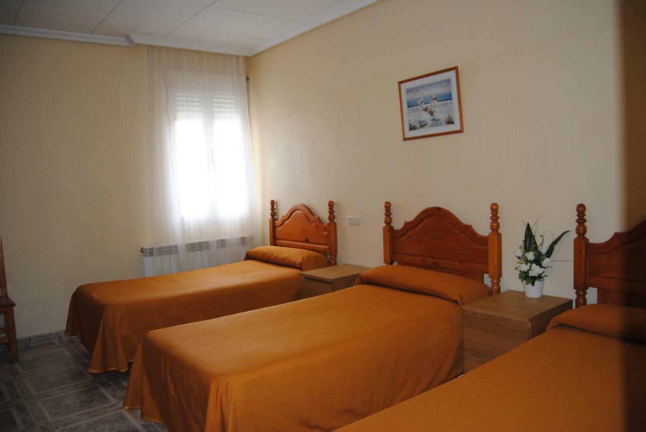 Hostal Avila Ocaña Zewnętrze zdjęcie